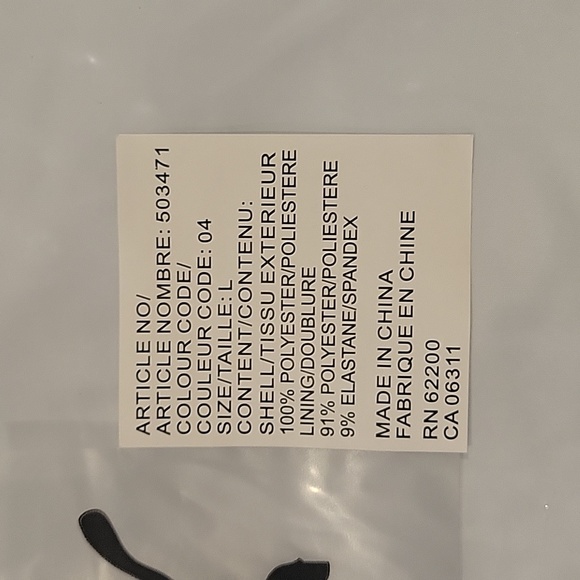 NWT. Puma Women's Lightweigt jacket. - Picture 5 of 15